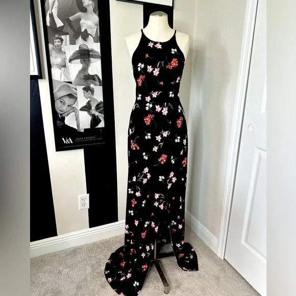 endless rose sleeveless halter button-front midi dress Endless Rose main image 0